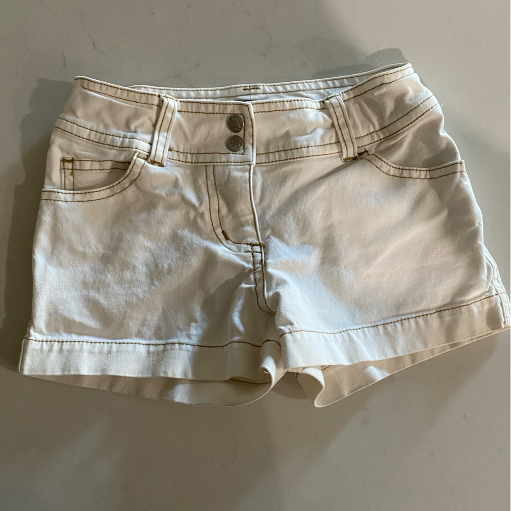 Mini Boden Girls Size 6Y Shorts in Cream With Brown Stitching